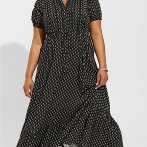 Torrid Maxi Black Pintuck Patterned Dress